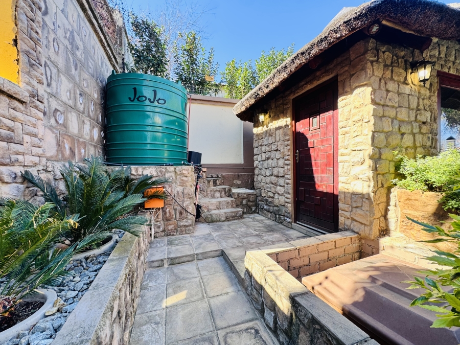 4 Bedroom Property for Sale in Wilkoppies North West